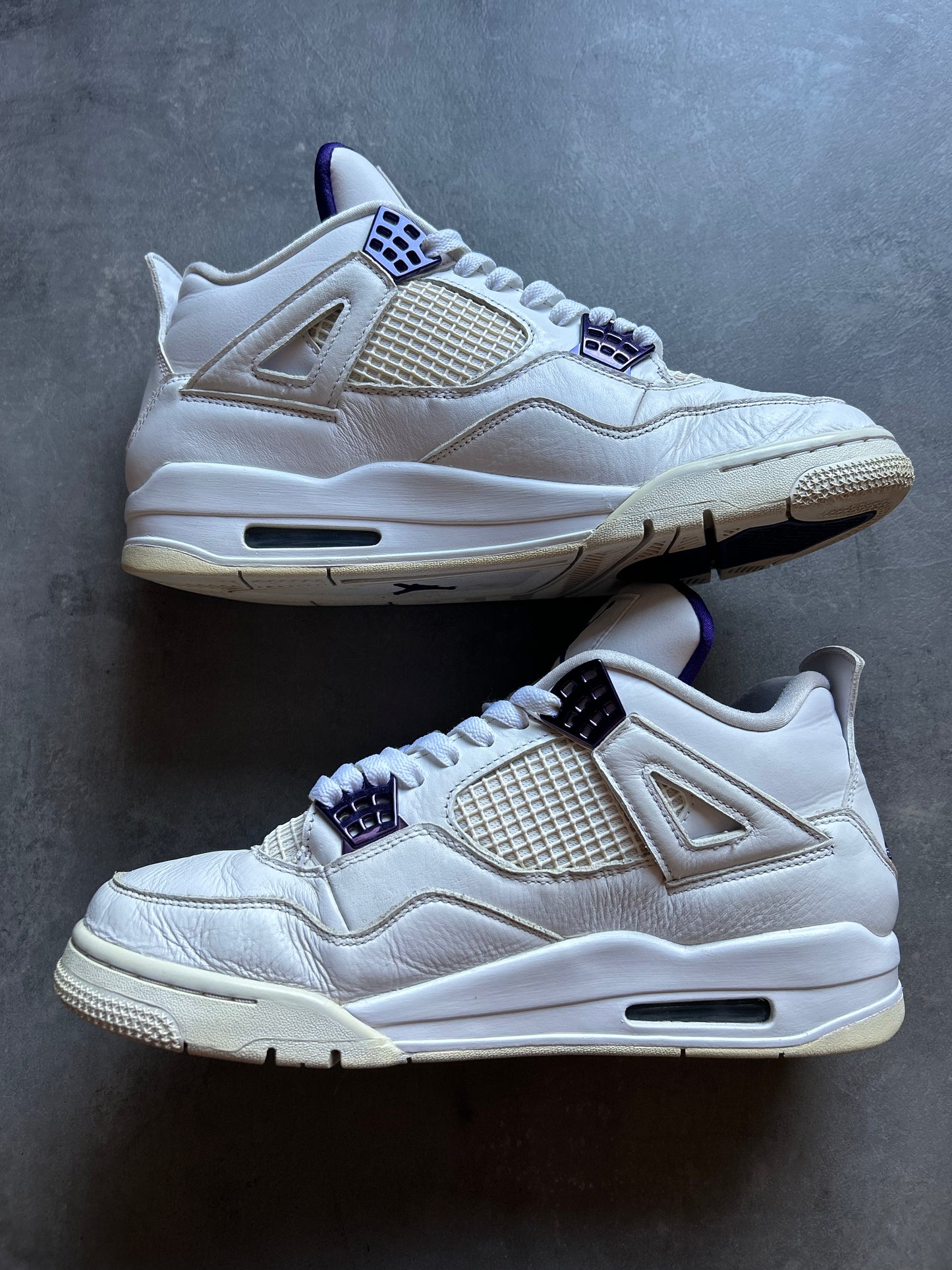 Jordan 4 Metallic Purple