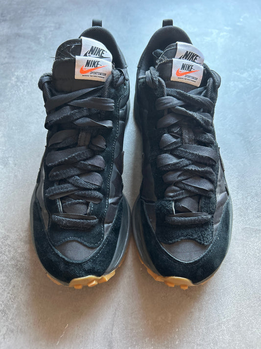 Vaporwaffle Sacai Black Gum