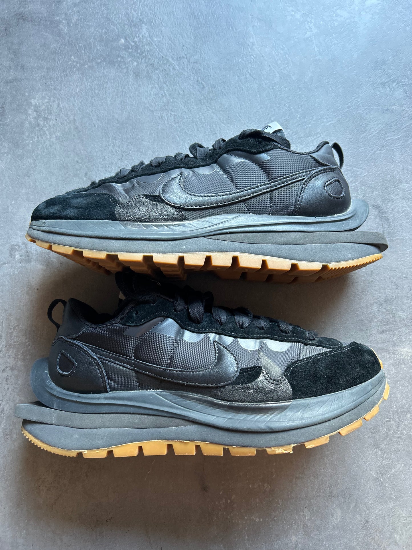 Vaporwaffle Sacai Black Gum