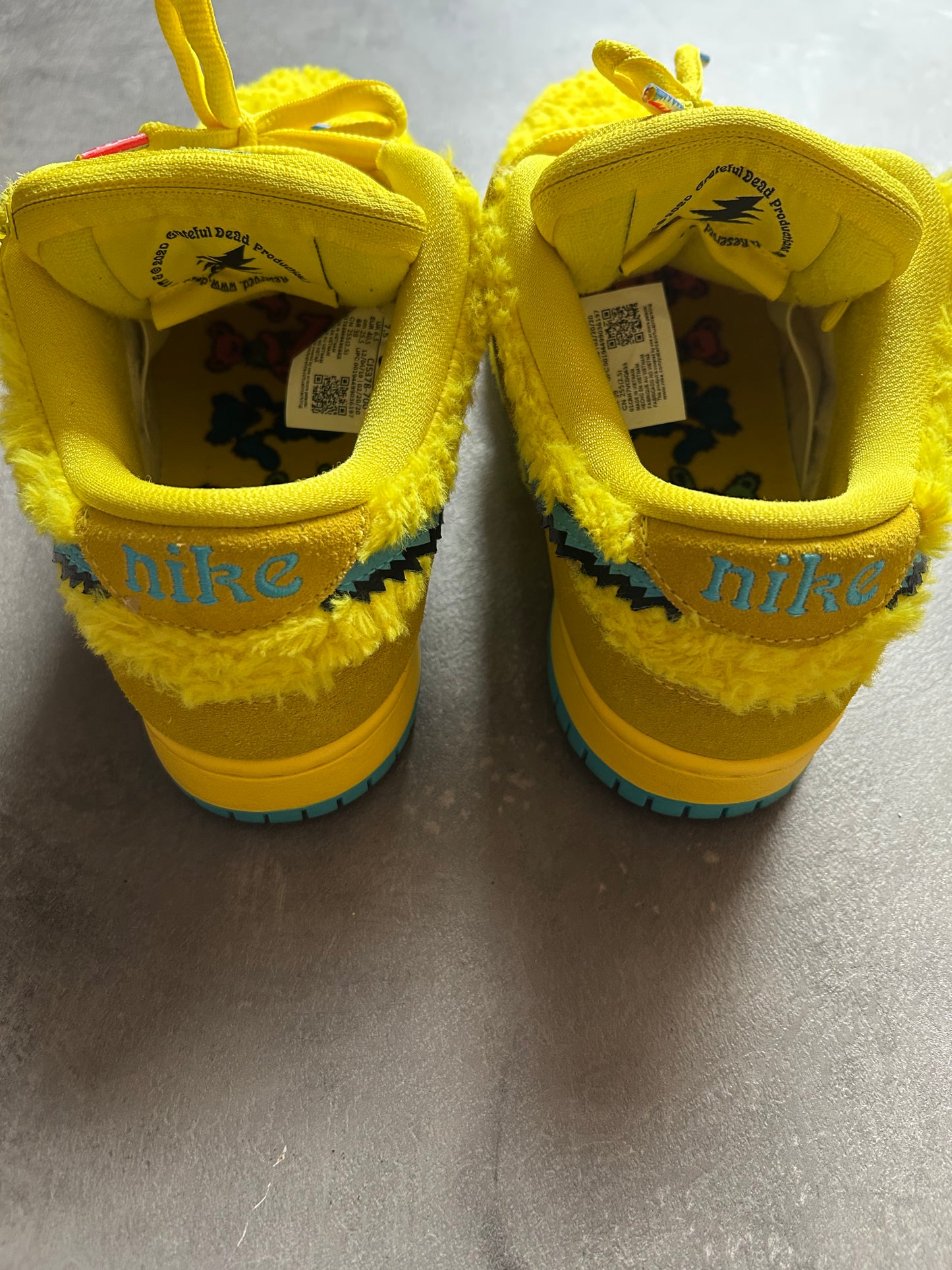 Dunk SB Grateful Dead Yellow