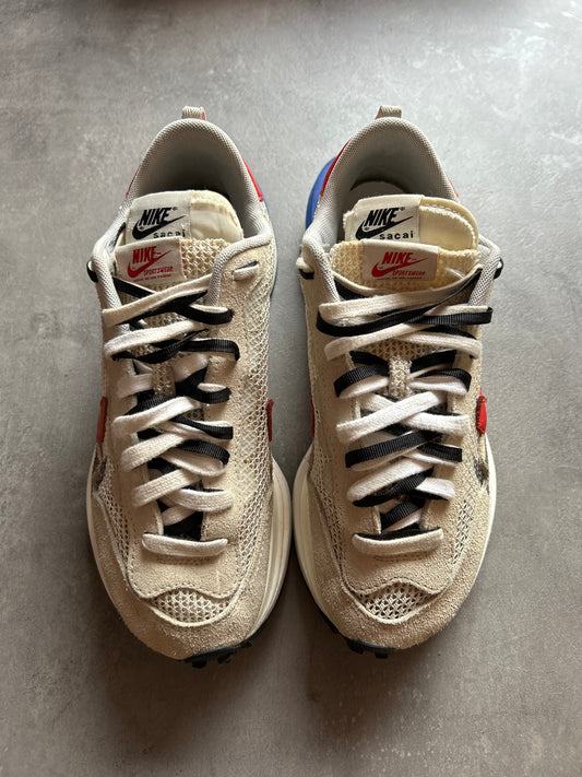 Vaporwaffle Sacai Fuchsia