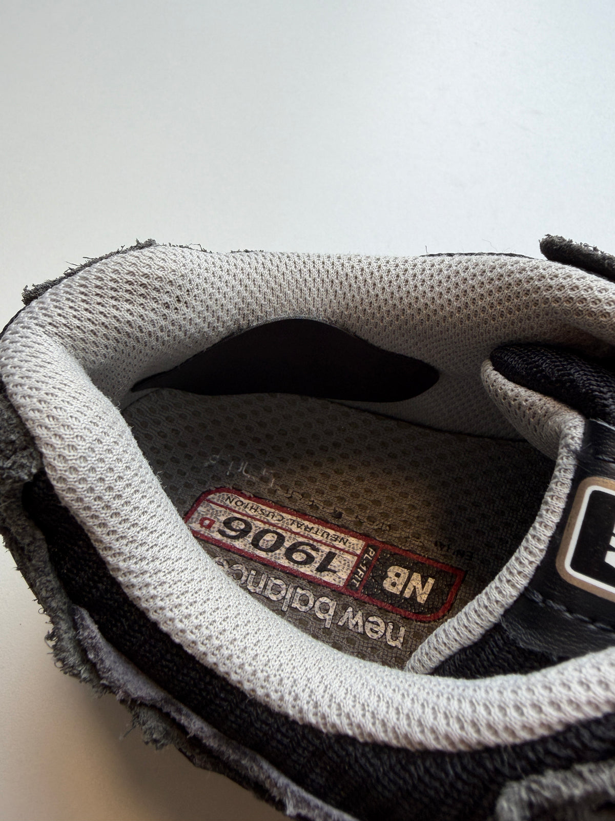 New Balance 1906D Black - Taille 44,5