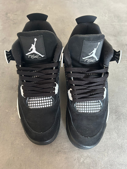 Jordan 4 White Thunder