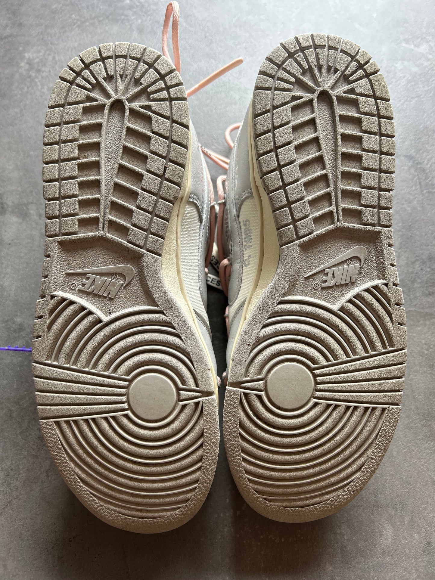 Dunk Low Off White Lot 24