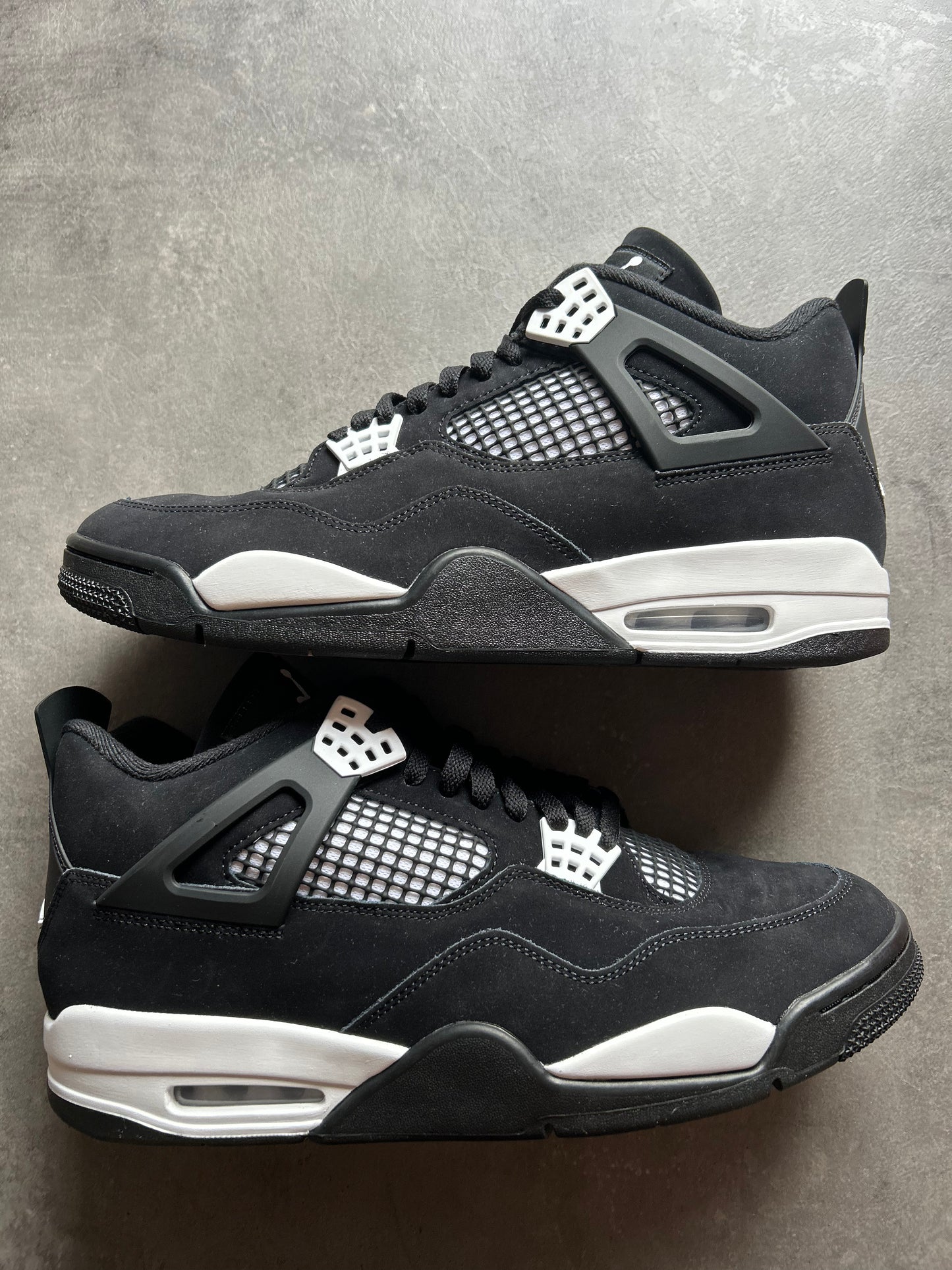Jordan 4 White Thunder