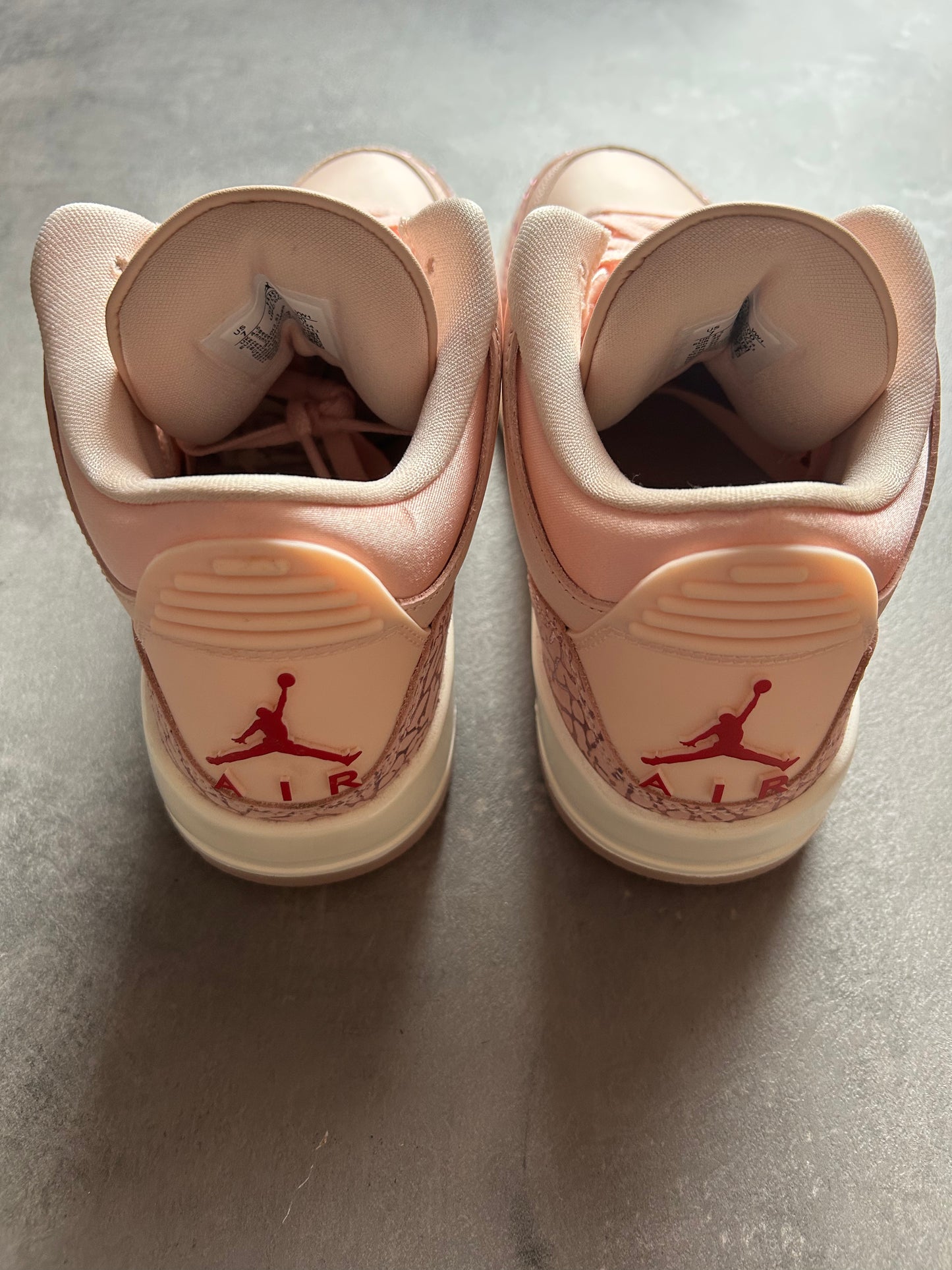 Jordan 3 Valentine's Day