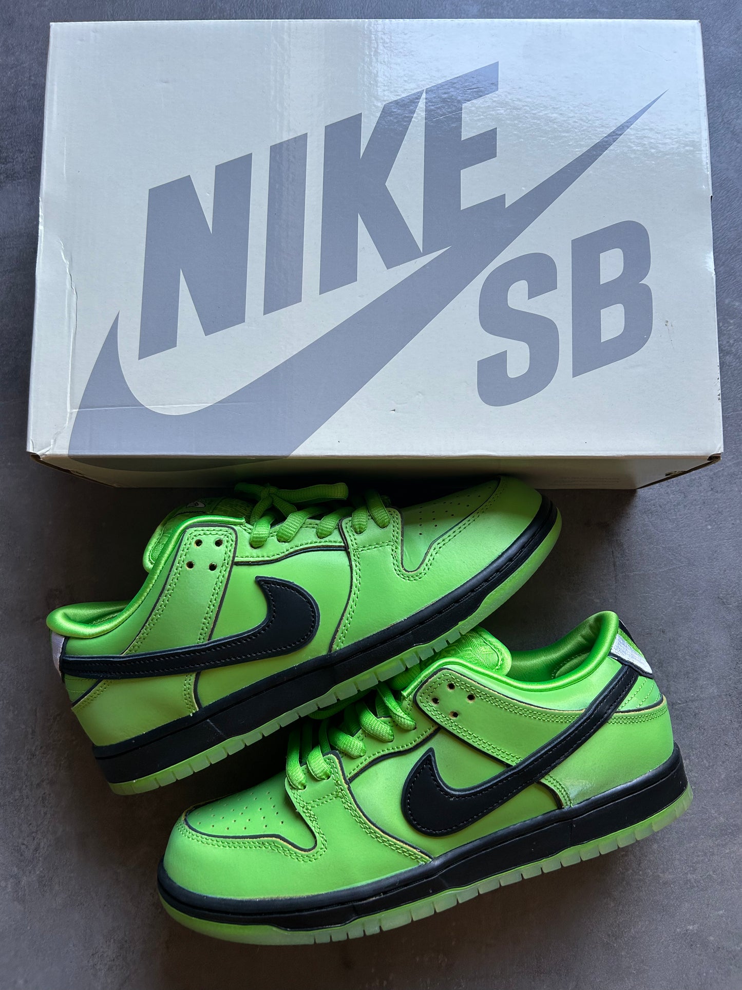 Dunk SB Powerpuff Rebelle