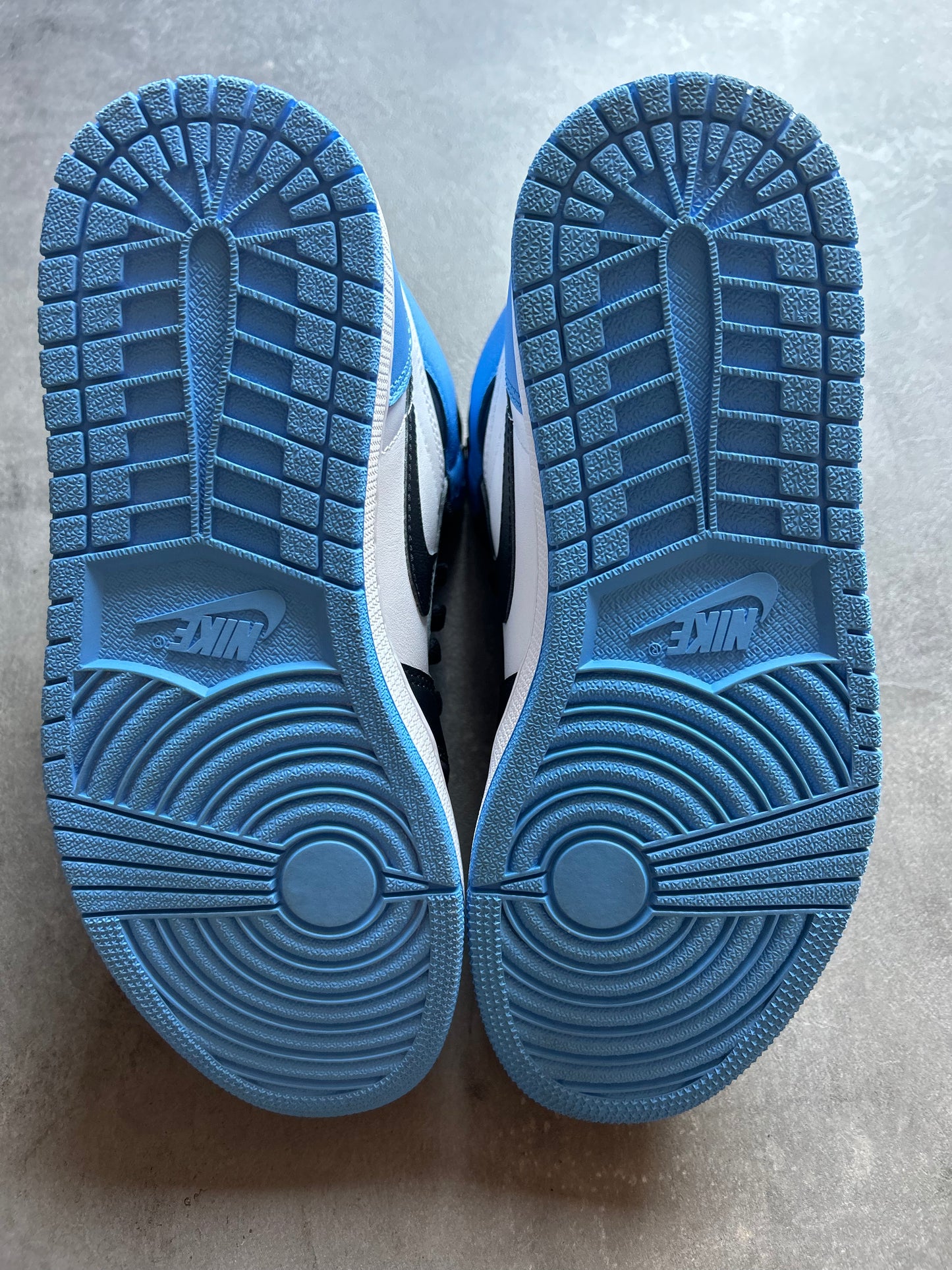 Jordan 1 High UNC Toe