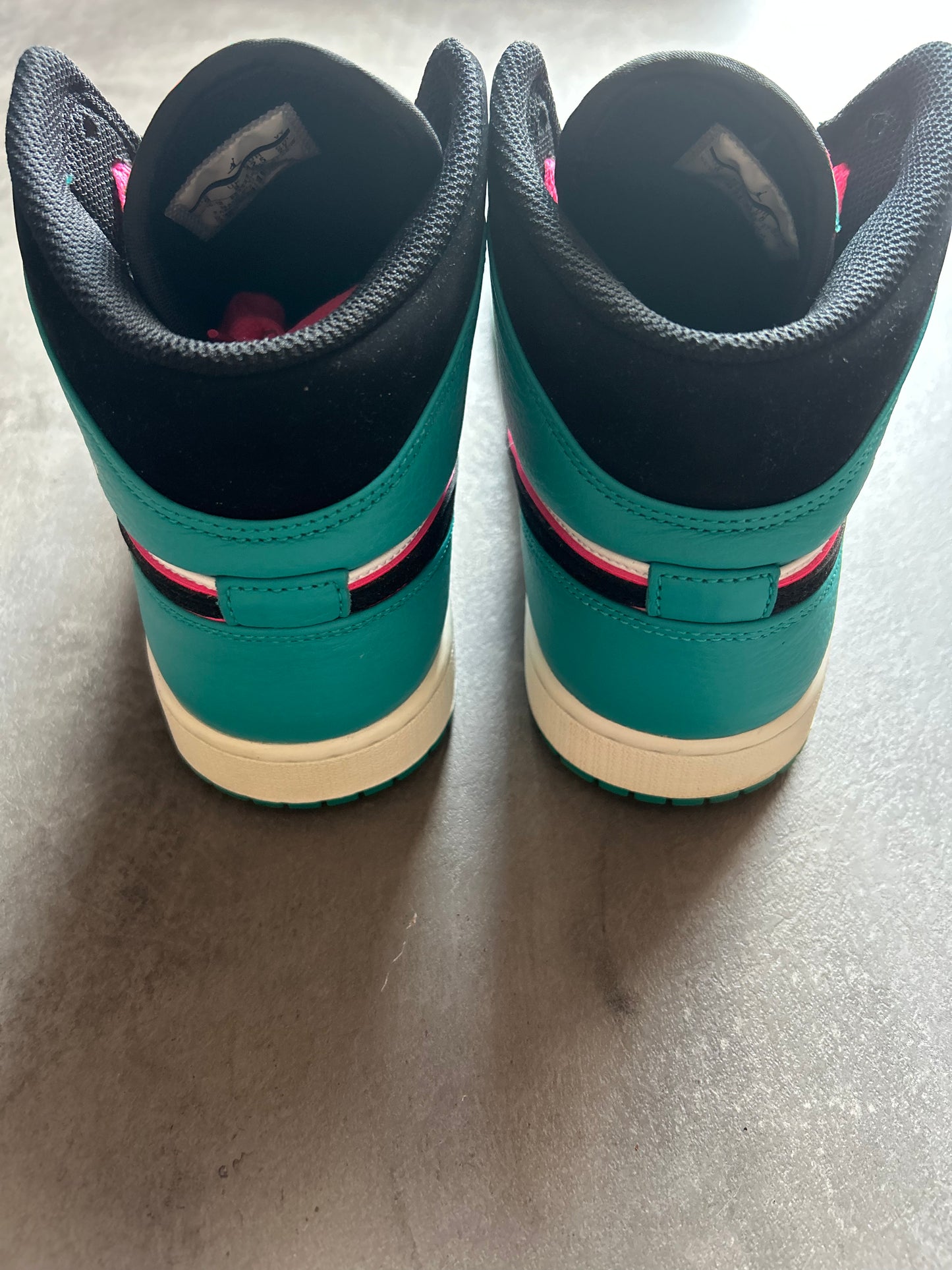 Jordan 1 Mid South Beach