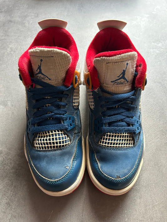 Jordan 4 Messy Room