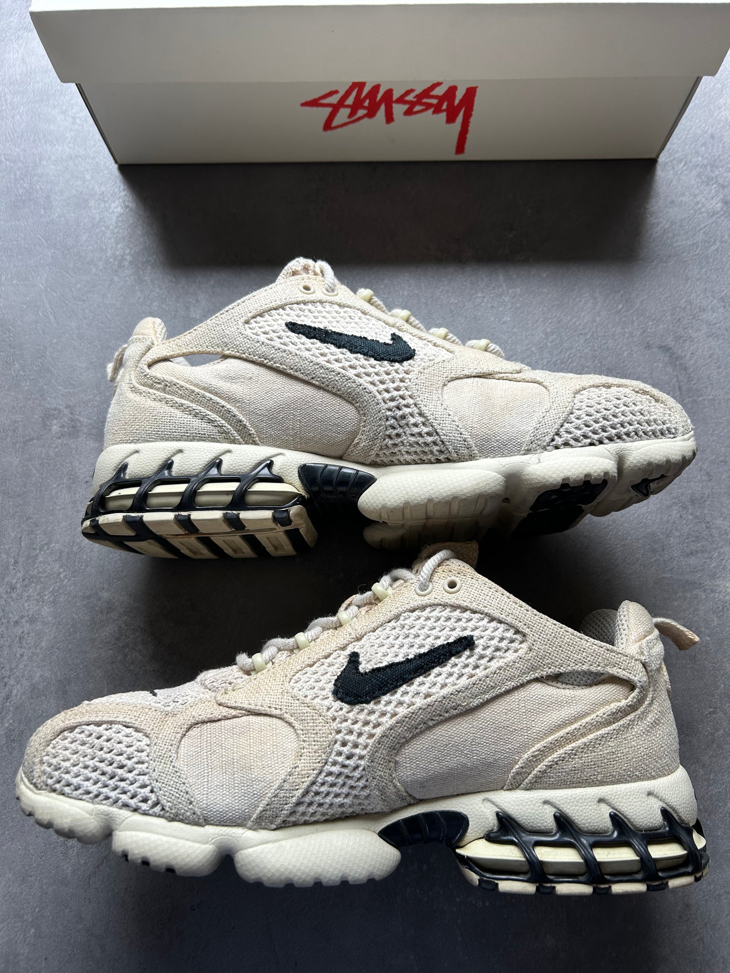 Spiridon Stussy Fossile