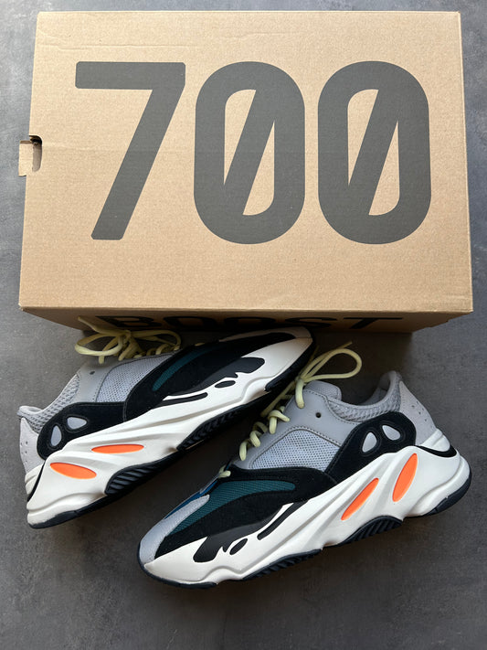 Yeezy 700 Wave Runner