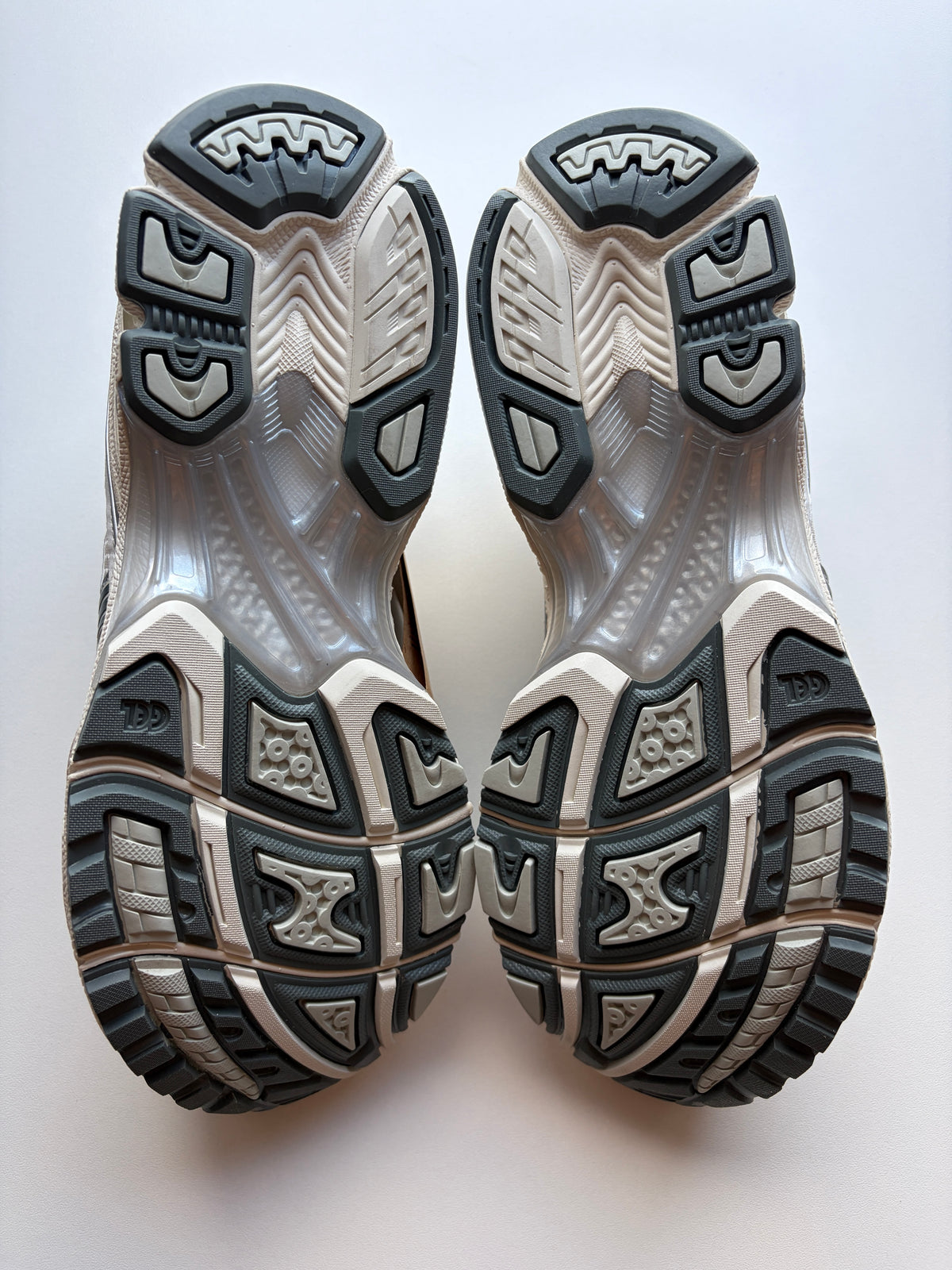 Asics Gel Kayano 14 Bouleau - Taille 42