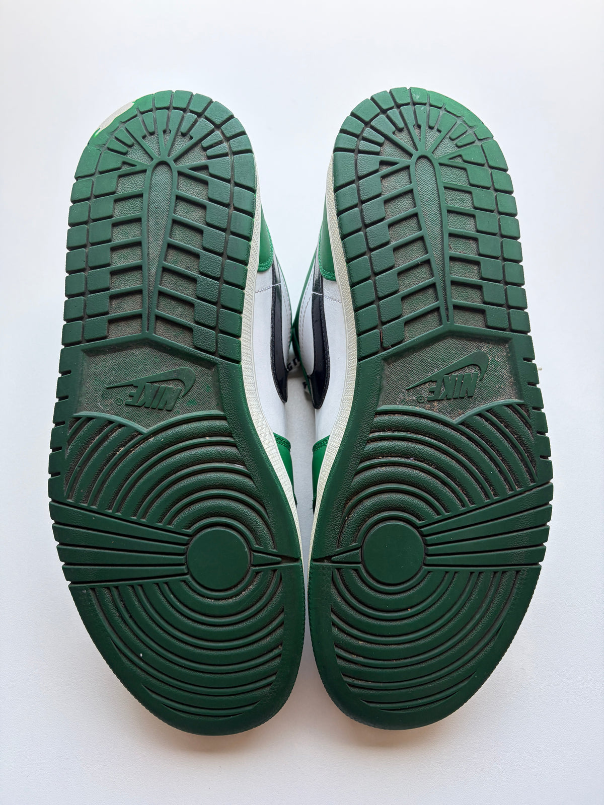 Jordan 1 Low Pine Green - Taille 46