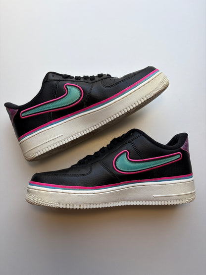 Air Force 1 Low Sport NBA Noir Bleu Gale Laser Fuchsia - Taille 44
