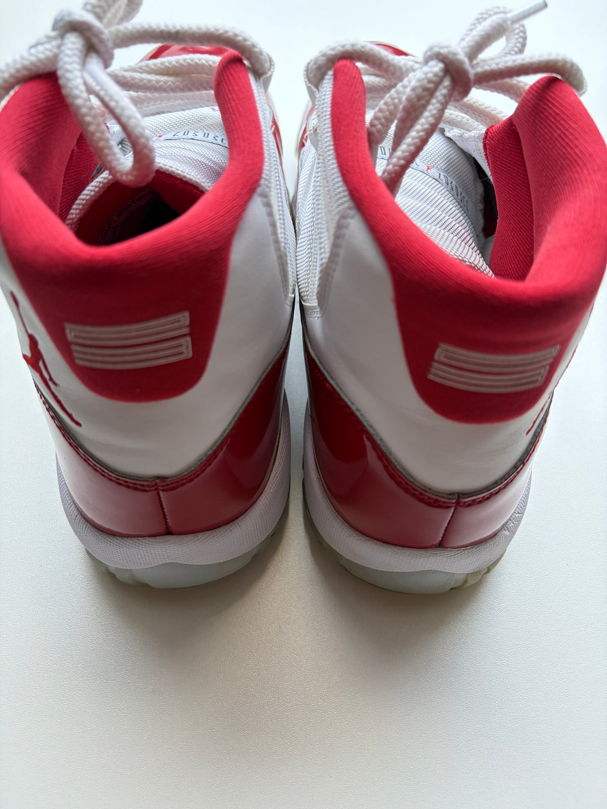 Jordan 11 Cherry - Taille 45