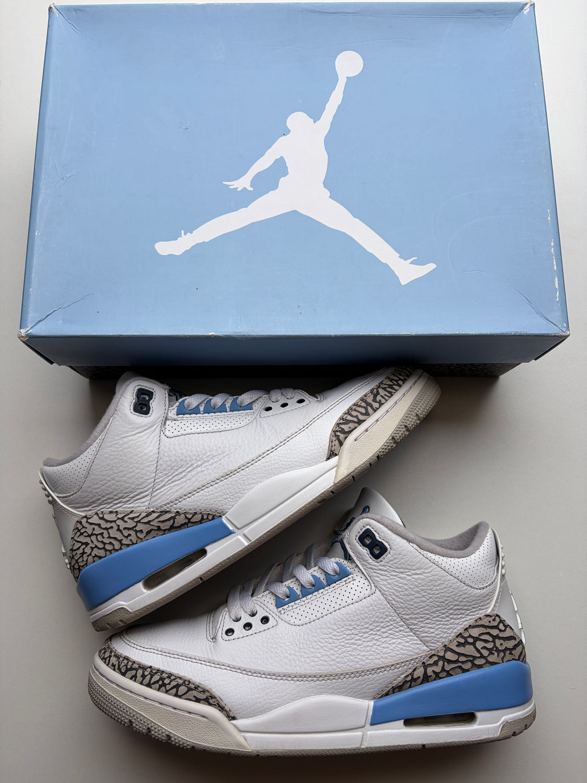 Jordan 3 UNC - Taille 42,5