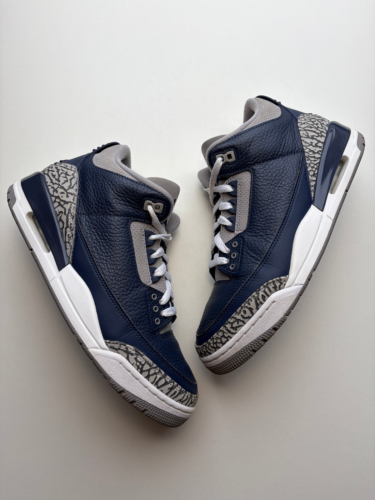 Jordan 3 Georgetown - Taille 44