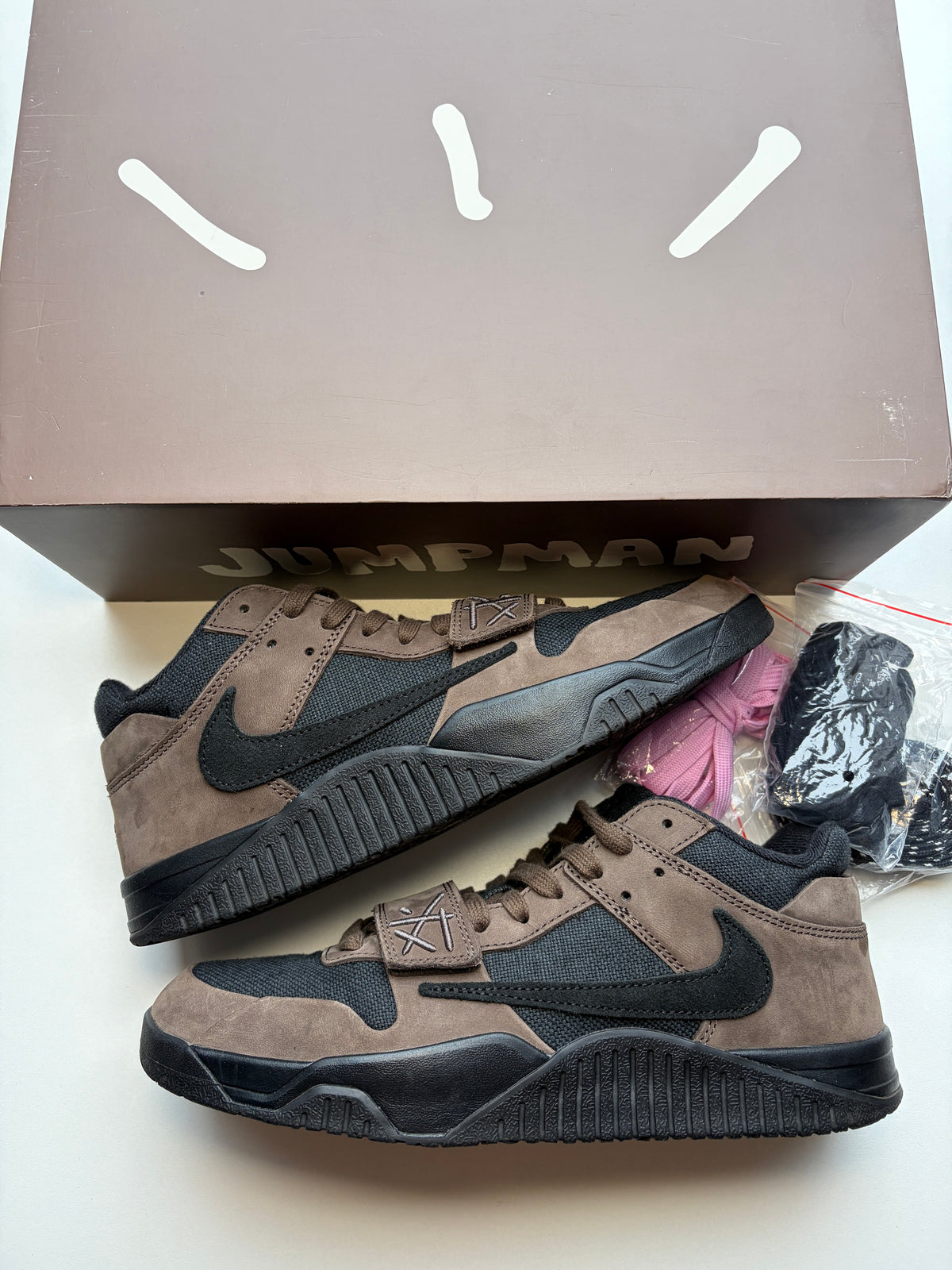 Jumpman Jack Travis Scott Mocha - Taille 45