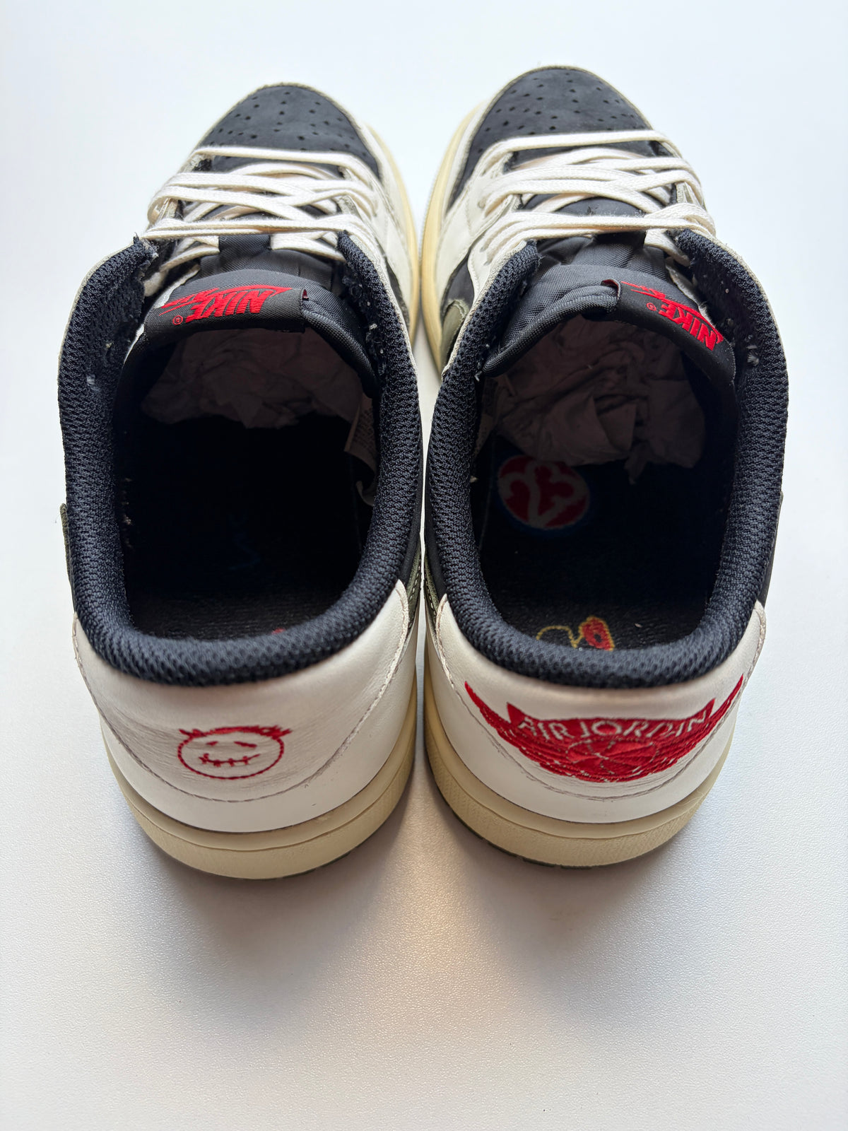 Jordan 1 Low Travis Scott Olive - Taille 44,5