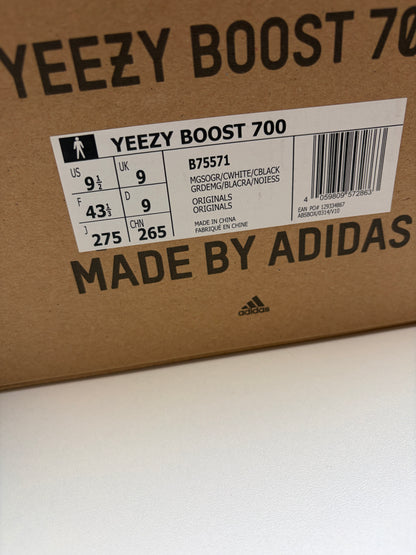 Yeezy Boost 700 Wave Runner - Taille 43 1/3
