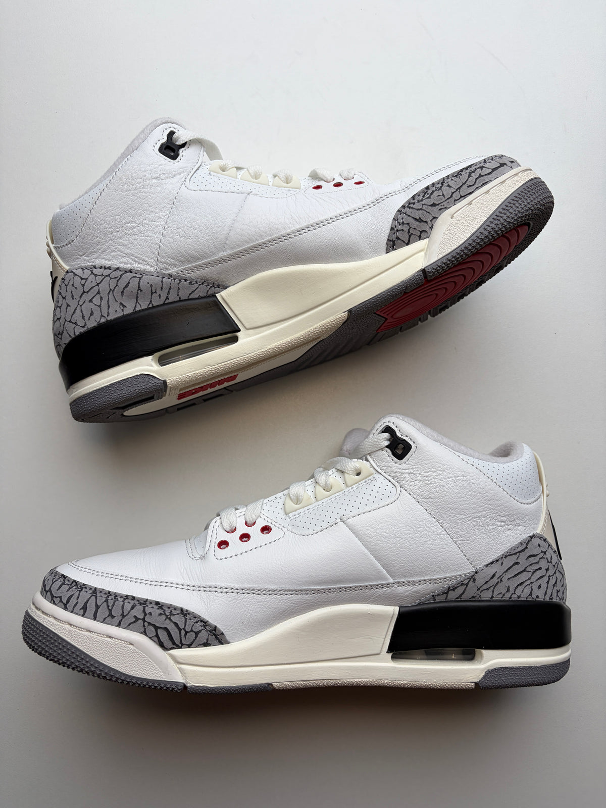 Jordan 3 White Cement Reimagined - Taille 43