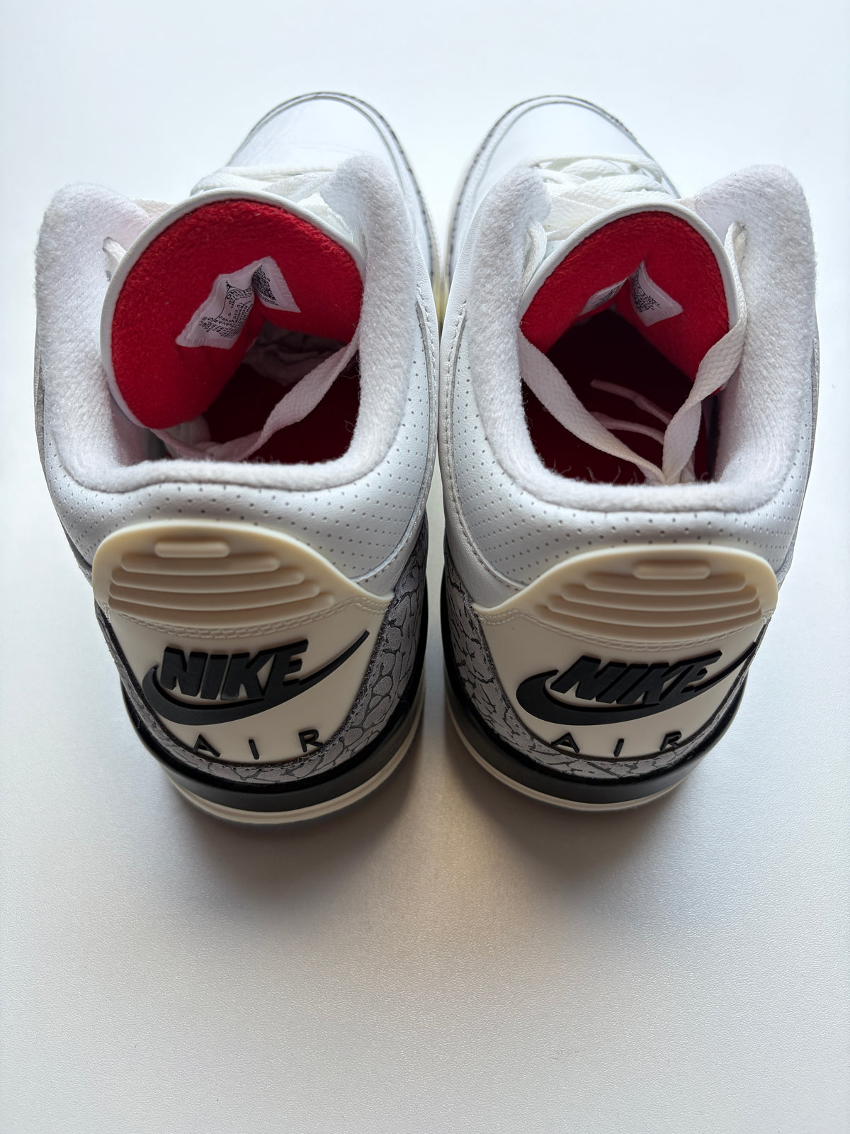 Jordan 3 White Cement Reimagined - Taille 43