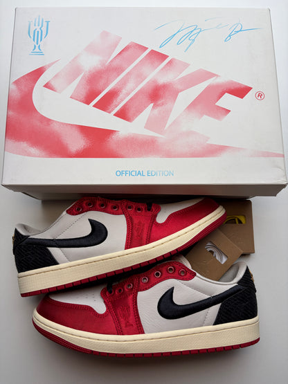 Jordan 1 Low Trophy Room Away - Taille 42,5