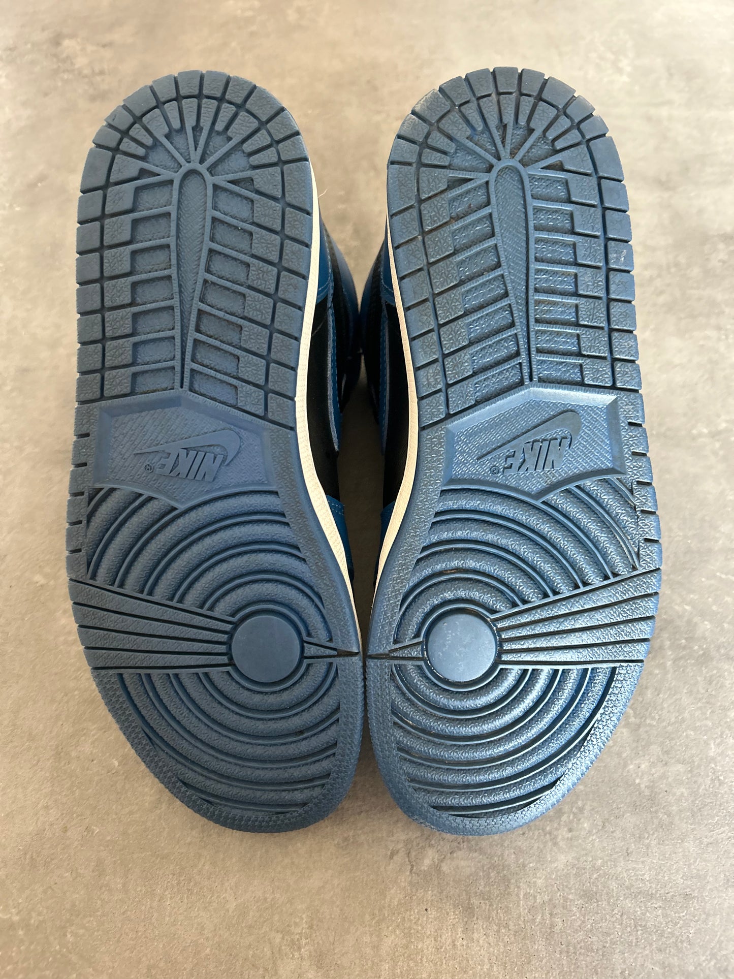 Jordan 1 High Bleu Marine