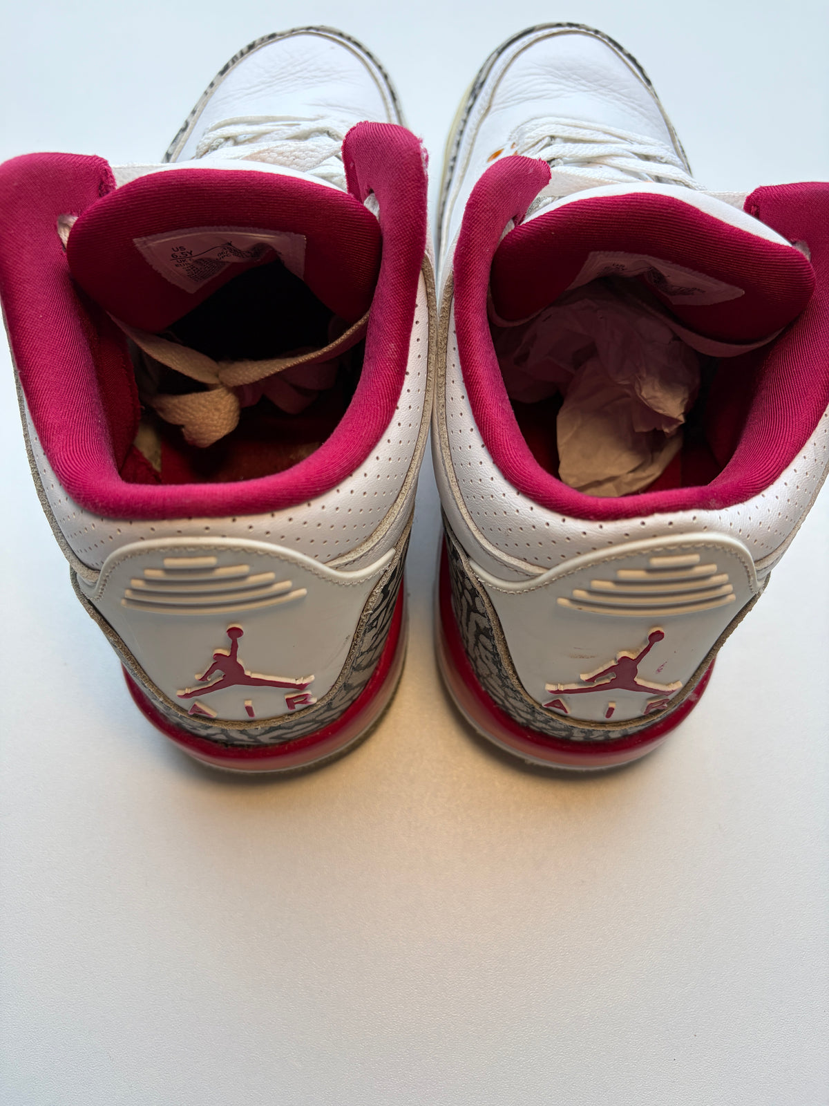 Jordan 3 Cardinal Red GS - Taille 39