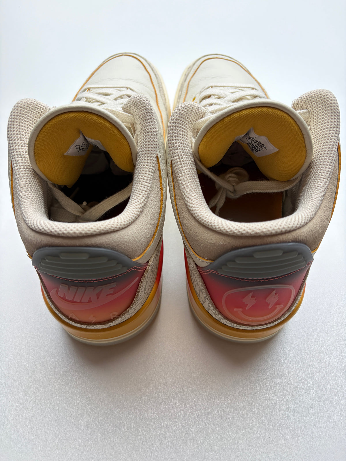 Jordan 3 J Balvin Medellin Sunset - Taille 43