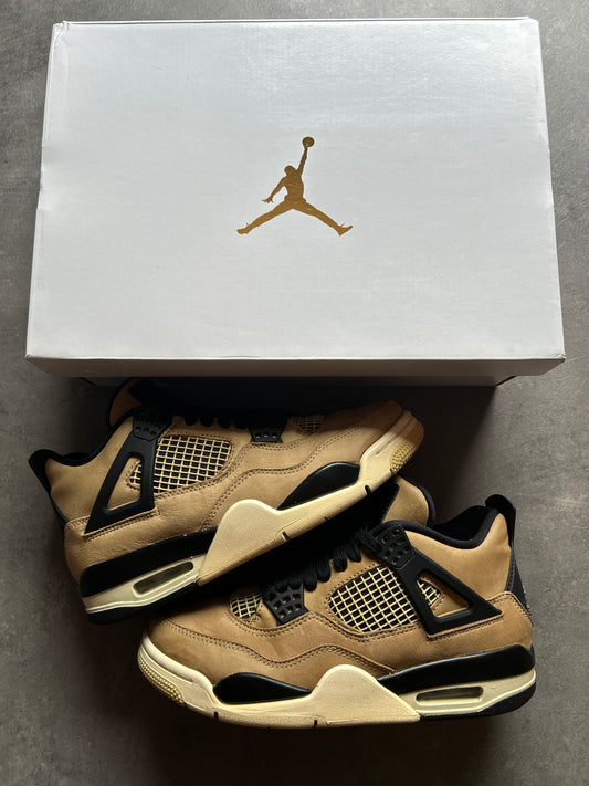 Jordan 4 Fossile