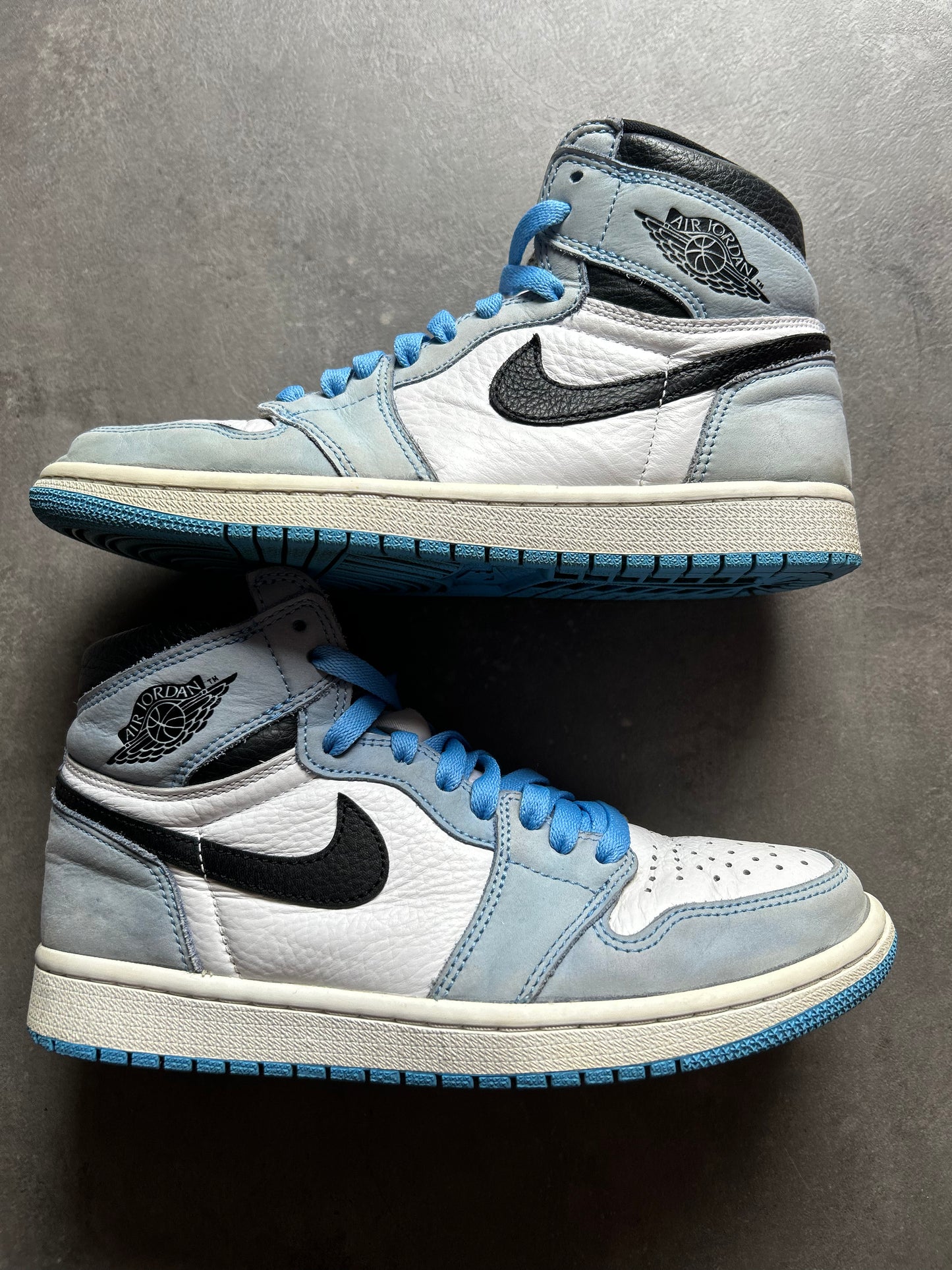 Jordan 1 High University Blue